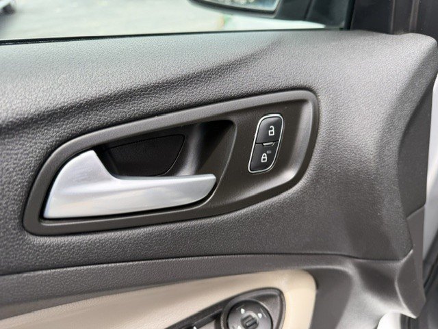 2019 Ford Escape SEL - Photo 13